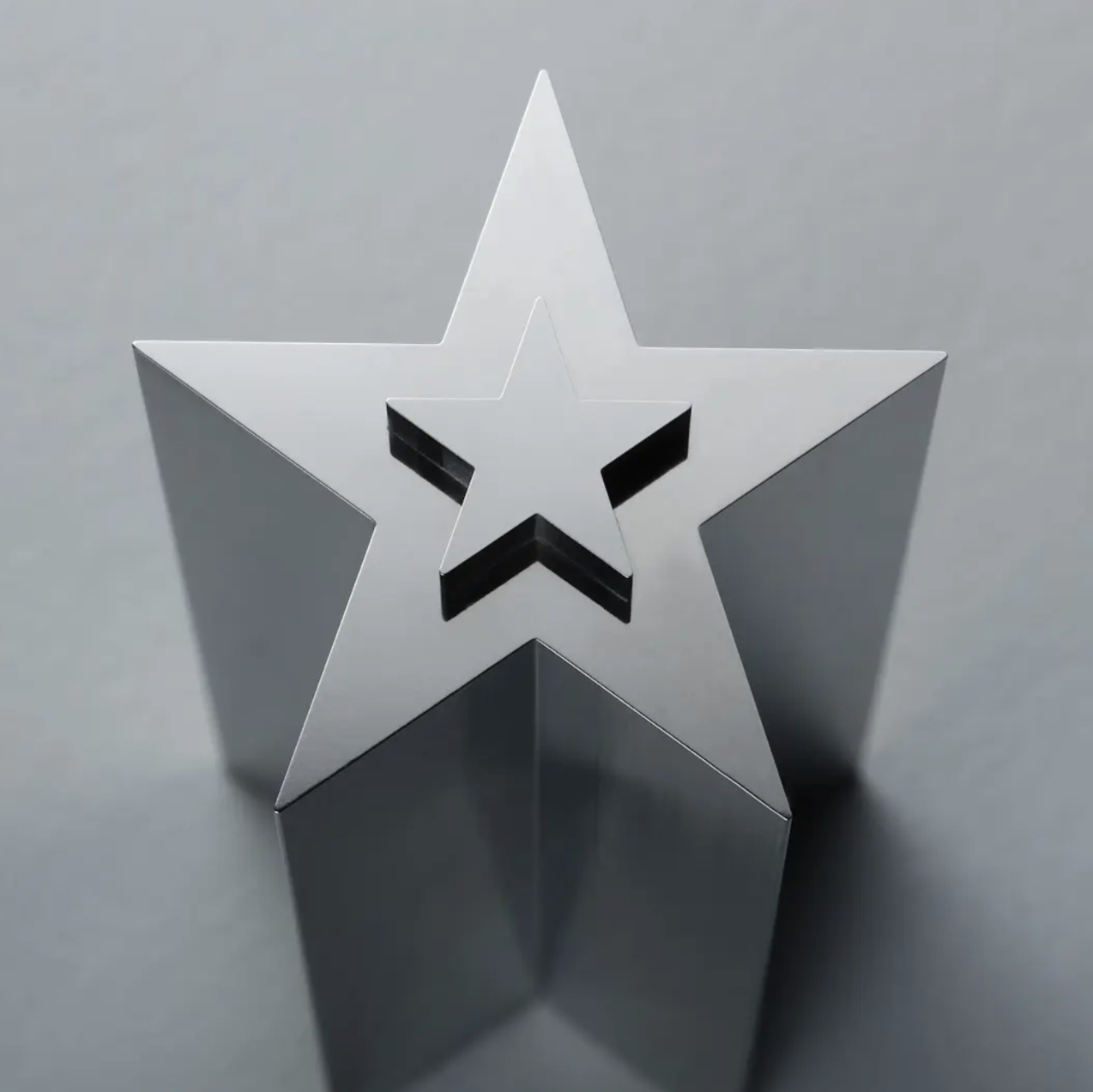 Star-Shaped Embedded Display